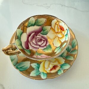 Vintage mid century hand painted in Japan Saji set